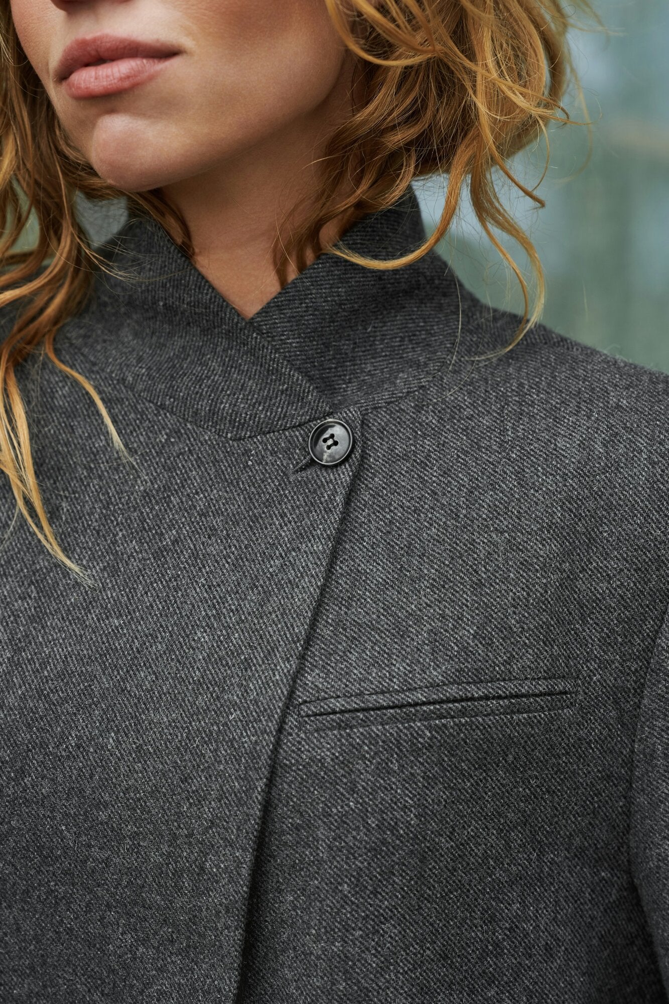 Nerine Structure Twill oversized blazer – Antracit